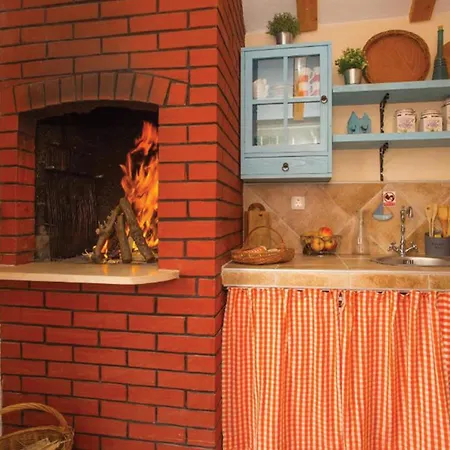 Amazing Home In Kastel Sucurac * Kaštela
